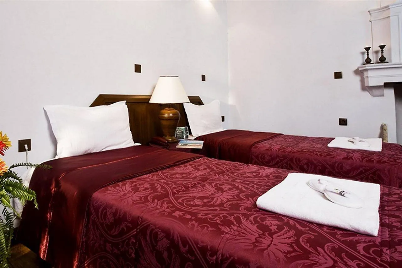 Anemon Koleksiyon Kula Otel 2*,